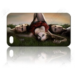 Vampires - Elena and Salvators on Meadow - iPhone 4 / 4S Phone Protective Case - Cover Case