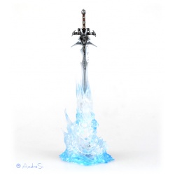 Arthas Menethil Frostmourne Sword, 28(17) cm Replik mit LED+Kristall in Box WOW