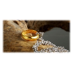 Der Ring der Macht 21,4mm - hartvergoldet mit feiner Lasergravur innen und au?en - inkl. 54cm Edelstahl-Kette