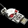 Totenkopf USB Stick 8GB mit roten Kristallaugen und 50cm Kugel-Kette, Gothic Fashion